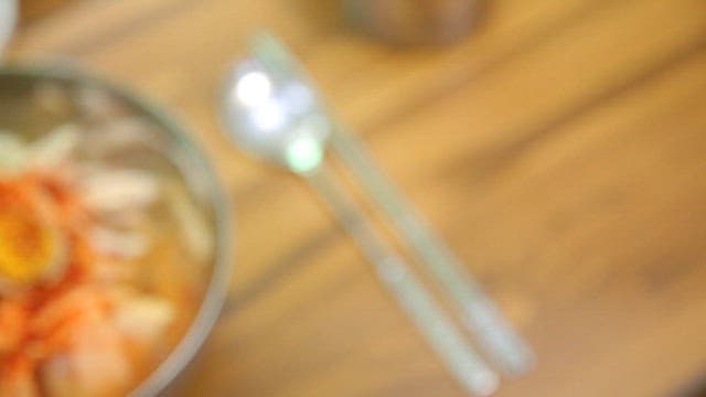 시원한 한국 냉면 한 그릇