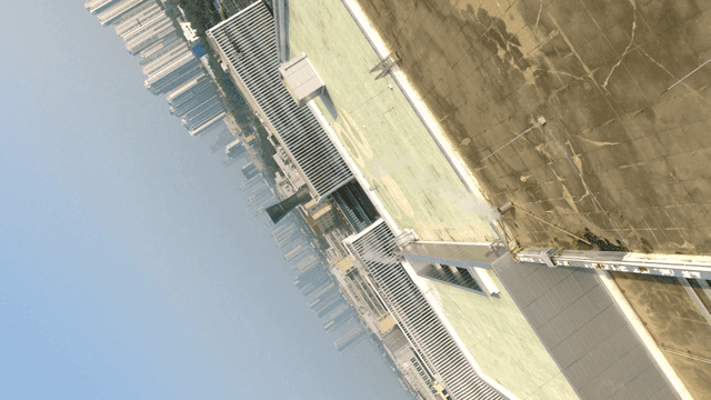 고층 건물이 있는 현대 도시 풍경