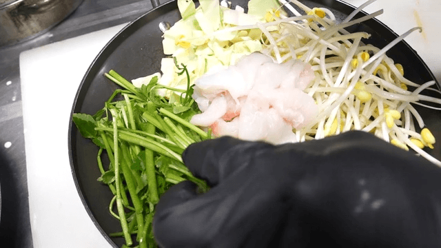 Various ingredients for Bokbulgogi in pot