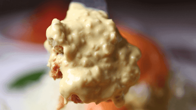 Crispy pork cutlet with cream sauce