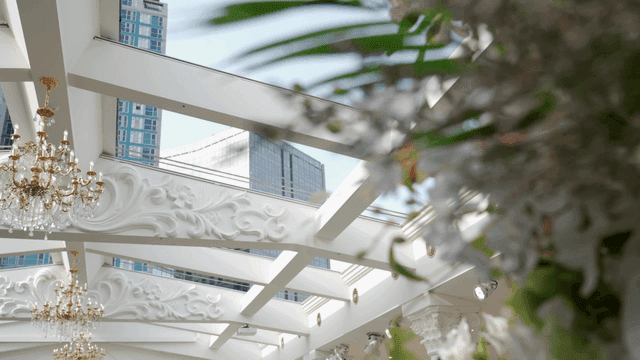 천장 전망이 있는 실내 정원