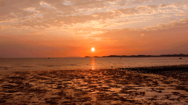 Sunset view on tranquil beach