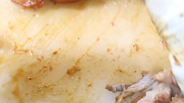 족발을 손질하는 과정