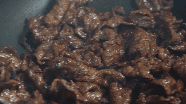Sizzling bulgogi in pan