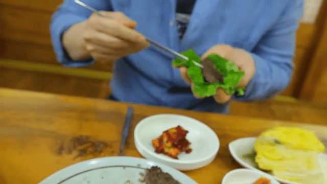 석쇠불고기를 넣은 상추쌈 만들기