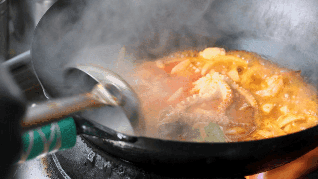 Ladle for stirring spicy Jjamppong broth