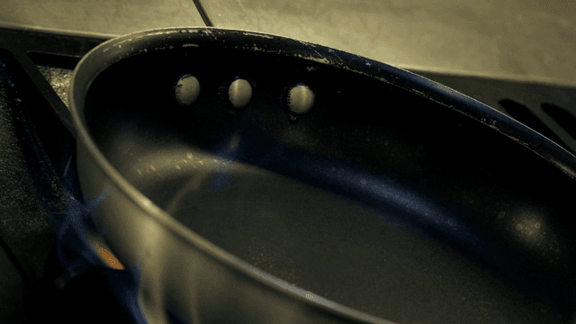 Pan heating on a gas stove