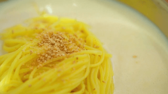 Soybean noodles in creamy soybean soup