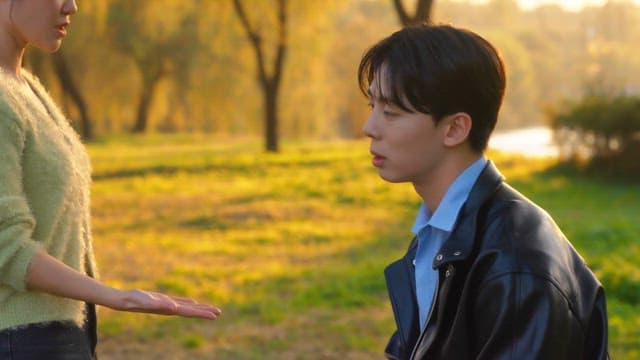 공원에서 다투는 커플