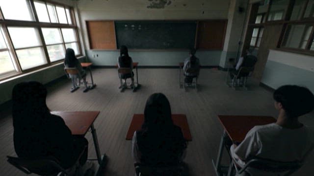 Students Disappearing from Old Classrooms