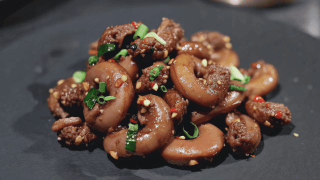 Korean stir-fried pork intestines