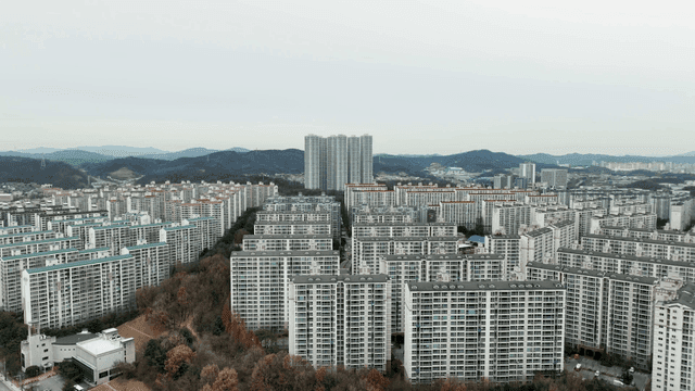 Aerial view of a large apartment complex