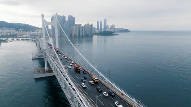 Long bridge connecting the city over the sea