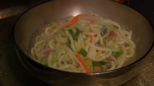 Kalguksu with vegetables in broth