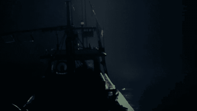 밤에 항해하는 어선