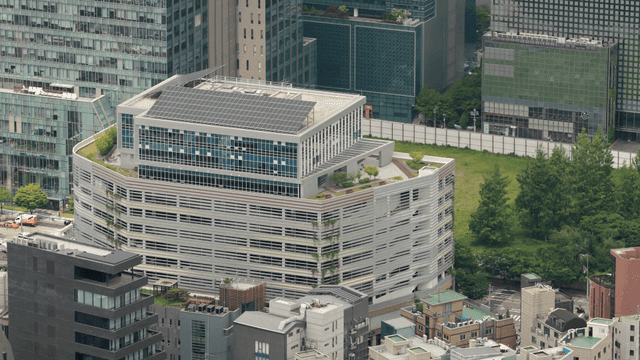 다양한 건물이 있는 현대 도시 풍경