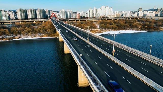 Traffic on Han Riverside Bridge in Winter