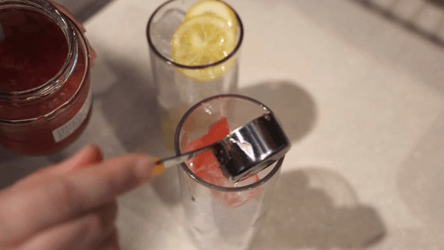 Preparing a refreshing fruit drink