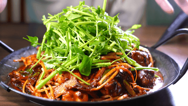 Spicy seasoned pufferfish bulgogi in pot