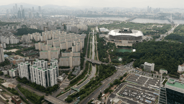 경기장이 있는 도시의 항공 뷰