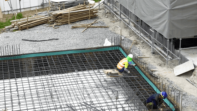 건물 골조가 있는 건설 현장