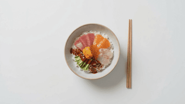 Colorful sashimi rice bowl