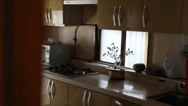 Quiet kitchen with window