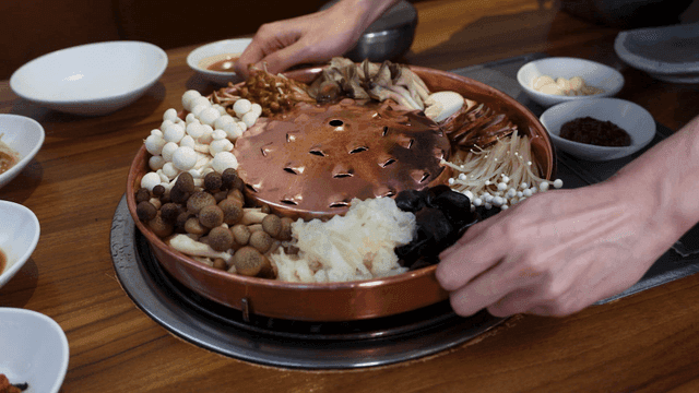 Various mushrooms on grill