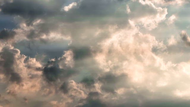 하늘을 가로지르는 구름