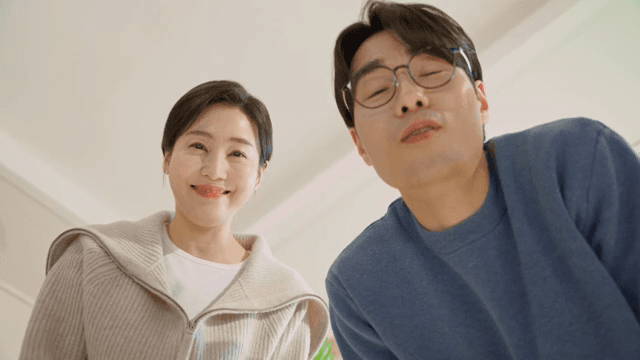 아이의 시선으로 바라보는 칭찬하는 부모