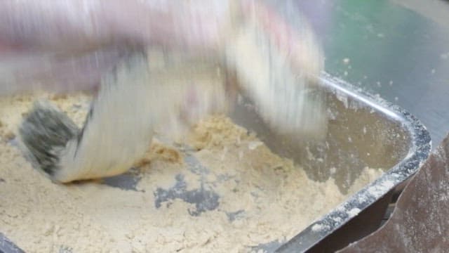 쑥인절미를 만드는 과정