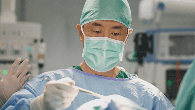 Surgeon performing a precise operation