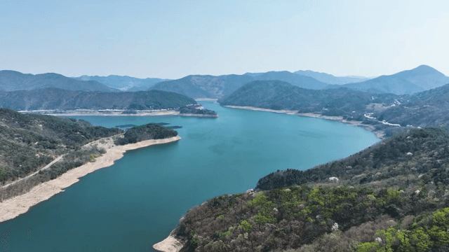 Scenic lake winding through mountains
