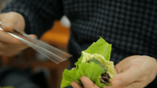 상추쌈에 올리는 쑥빈대떡