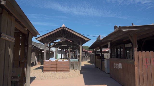 전통 마을과 거리를 재현한 세트장