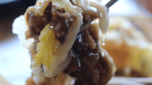 야채와 소고기 한 젓가락