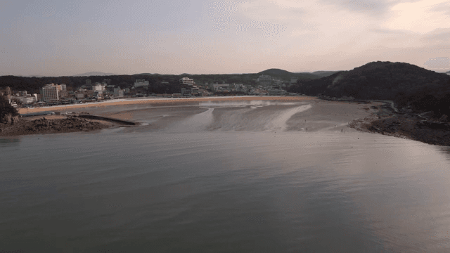 A quiet coastal town near the sea