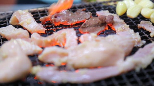 연탄불에 굽는 양곱창