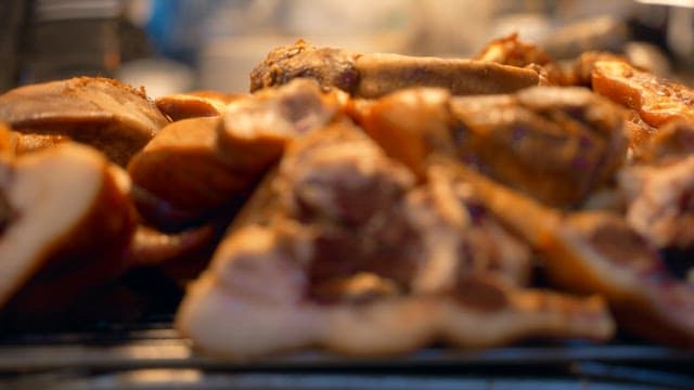 Braised pigs' feet sold at street restaurants in Gwangjang Market