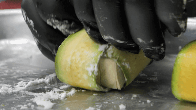 두부를 감싸는 애호박 슬라이스