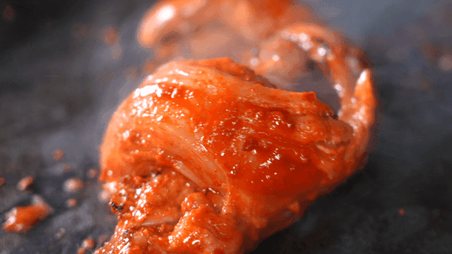 Grilled beef tripe with spicy seasoning