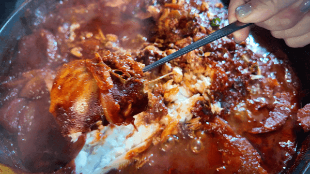Braised duckfish eaten with spoon