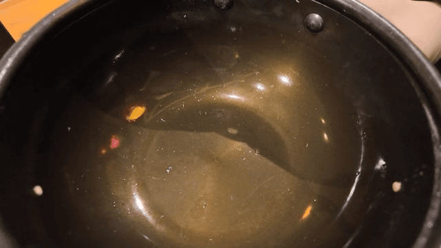 Pot that is put down after eating all soup