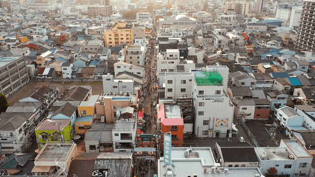 번화한 도시 풍경의 항공 뷰