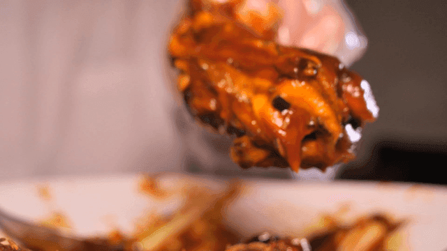 Meal of marinated ribs
