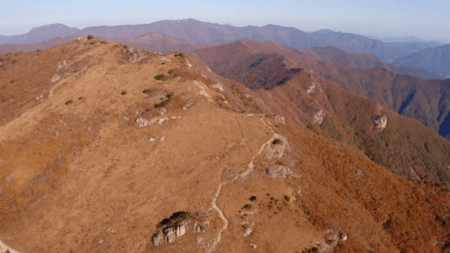Vast mountain landscape in autumn