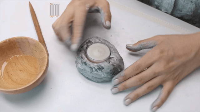 점토로 만드는 촛대