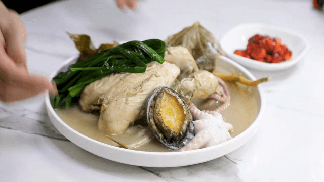 Korean ginseng chicken soup with abalone and octopus