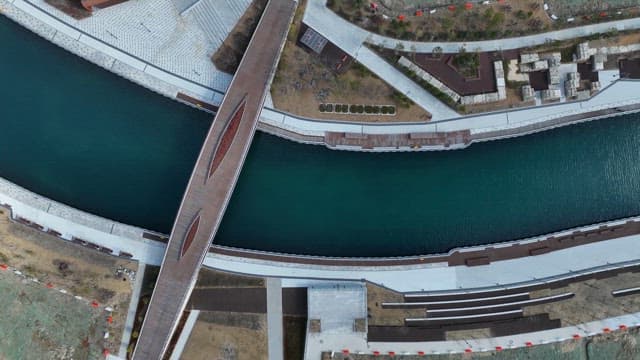 현대 운하의 전경