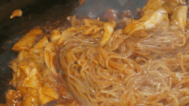 Spicy stir-fried chicken with jjolmyeon